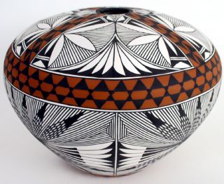   Pueblo Pottery, 7H x 9 1/2W, Fine Line Seed Pot, by Corrine Chino