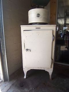 General Electric Vintage Refrigerator 1934 Very Good Shape
