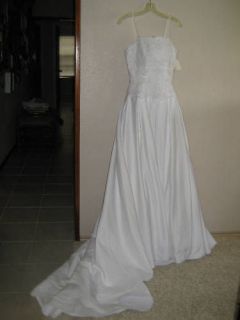 Davids Bridal WHITE, BEADED WEDDING DRESS Size 8 **NEW