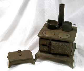 Vintage ARK Mini Cast Iron Toy Cookstove or Salesman’s Sample 9 