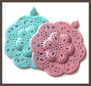   Soft PVC contact lens hair catcher for drain pink / green pick 1