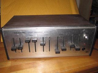 REALISTIC STEREO FREQUENCY EQUALIZER MODEL No. 31 1987