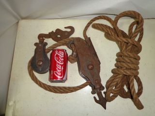 Vintage Block And Tackle Fence Stretcher Barn Display Use Hemp Rope 