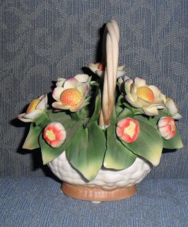 Capodimonte Pretty Flower Petals Basket With Handle Used