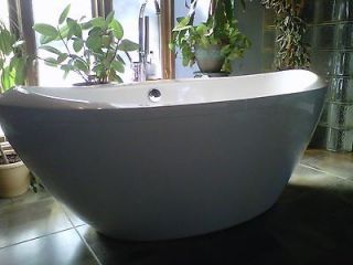 1025 MODERN FREE STANDING BATHTUB & FAUCET bath tub clawfoot