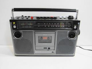 SANYO M 9980 AM FM CASSETTE RECORDER BOOMBOX RADIO   SUPER CLEAN!!