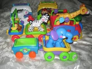 Fisher Price AMAZING ANIMAL Sing & Go TRAIN & Cage Totes