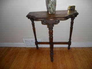 Cute Small Walnut ANTIQUE HALL FOYER FLAT BACK TABLE SCALLOPED EDGE 