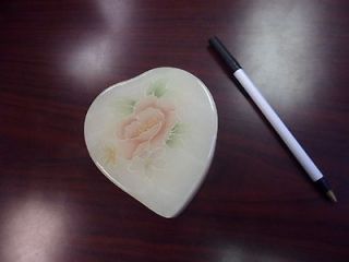   Alabaster hand carved pink heart shaped trinket keepsake box Italy