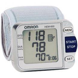 Blood Pressure Monitor Wrist OMRON Case Batteries NEW