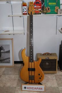 aria bass in Musical Instruments & Gear