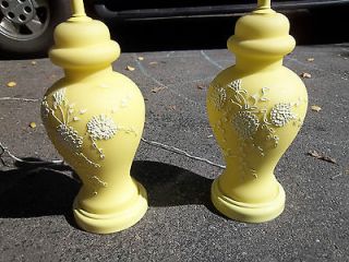   Mid Century Modern Ginger Jar Hollywood Regency Yellow Table Lamps
