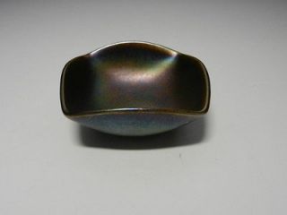 Art Pottery Bowl Peacock Iridescent Spriral Center 4 1/4 D