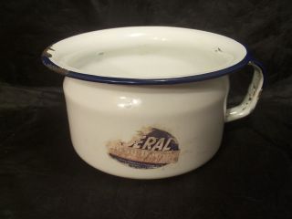 Vintage Federal Porcelain Enamel Baby Dear Chamber Pot (6 x 3)