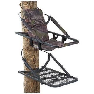   Climbing Tree Stand is roomy, comfortable 28lbs Deer hunting archery