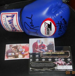 MANNY PACQUIAO FREDDIE ROACH TWINS GLOVES 8OZ SIGNED AUTHENTIC AUTO C 