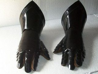   MEDIEVAL GAUNTLET GLOVES FITTED WITH REAL LEATHER GLOVES ARMOR