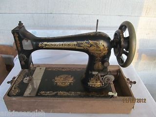 1902 Singer Treadle Sewing machine Sphinx with case