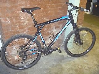 gt mountain bike in Bicycles & Frames