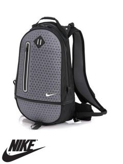nike cheyenne vapor running backpack in Clothing,  