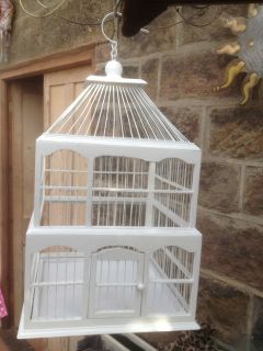 SPACIOUS ANTIQUE WHITE PAINTED WOODEN BIRD CAGE XL 1538