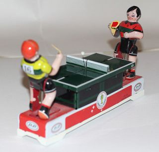 RETRO PING PONG TABLE TENNIS PLAYERS TIN TOY GAME