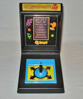 Newly listed VINTAGE 1983 Q BERT TABLE TOP ARCADE GAME SEGA / WORKING