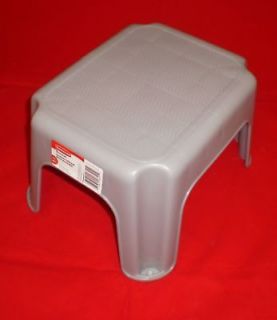 RUBBERMAID 2753 00 SMALL STEP STOOL STEEL GRAY NEW