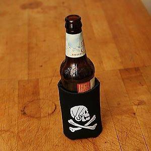   Henry Avery Skull Pirate Beer Pop Can Koozie Koolie Cooler Insulator