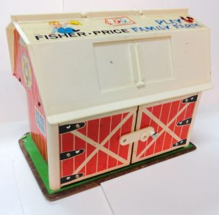 FISHER PRICE FAMILY PLAY FARM, 1967 release, open the door & the cow 