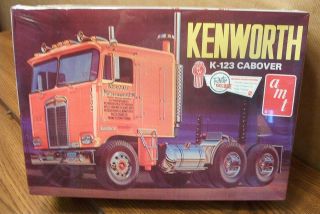 AMT KENWORTH K 123 CABOVER TRACTOR 1/25 SCALE MODEL KIT