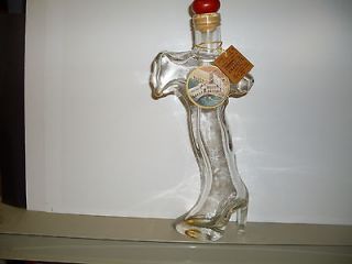 AMARETTO HEAVY GLASS BOOT SHAPED BOTTLE ITALY