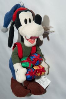 Disney Goofy Bean Bag with Four Packages Holiday Disneyland 2001