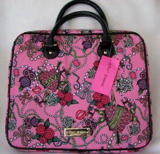 betsey johnson laptop case in Clothing, Shoes & Accessories
