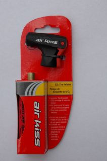 PLANET BIKE Air Kiss CO2 Pump   Bicycle Tire Inflator Red Black NEW