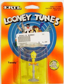    Cast Warner Brothers Looney Tunes Tweety Bird Figurine 1989 Mint MOC