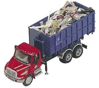 Boley HO #185 412812 2001 International 3 Axle w/Roll On/Off Dumpster 