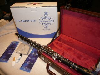 Buffet Crampon E11 Intermediate Clarinet Outfit Store Demo w/ Factory 