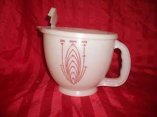 Tupperware Vintage Mix n Stor 1/2 gallon Pitcher Mix and Store EUC 