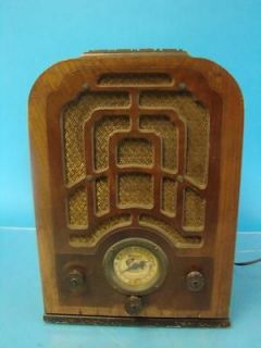 1936 Very Rare Climax Mini Tombstone Tube Radio Art Deco Model 457 