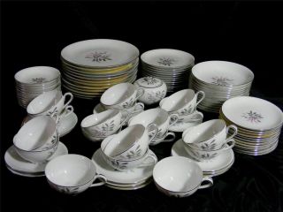 82 pc HIRA FINE CHINA Japan AVON PATTERN # 4153 Gray& Purple Leaf 