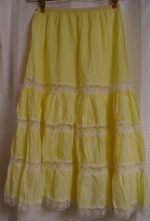 Vintage 1970s Womens Yellow Cotton White Lace Full Half Slip Medium M