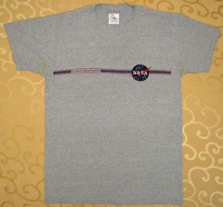 NASA U.S SPACE & ROCKET CENTER T SHIRT Small Embroidered Nice Shuttle 