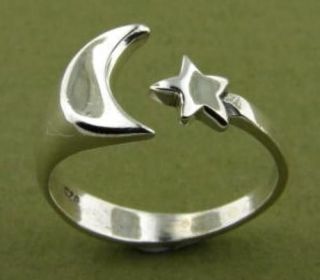 New Sterling Silver Crescent Moon & Star Ring   Sizes 5 10