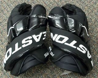 Easton Stealth RS Hockey Gloves   NEW!!
