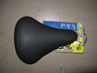 NEW NOS GT LAUNCHPAD FREESTYLE BMX BICYCLE BIKE SEAT