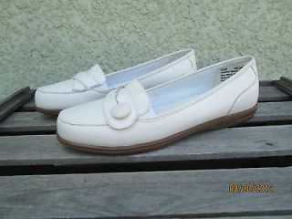 Womens Dr. Scholls leather loafers shoes sz 5.5M white comfort moc 