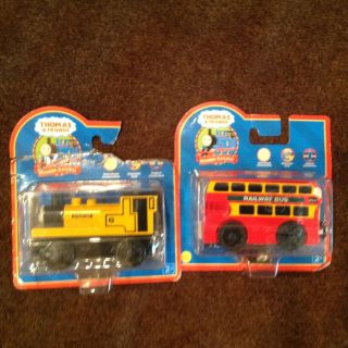   Wooden Trains Tank Engine Duncan Bulgy Bus & Friends New Retired