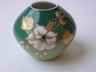 Stunning Rare East Germany Goldnelief Handgemalt Small Vase