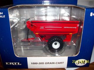 Ertl 1/64 scale toy Farm red J&M Grain Storm grain cart first run 